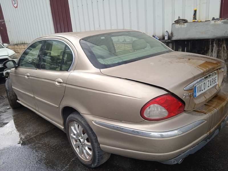 jaguar x-type del año 2001