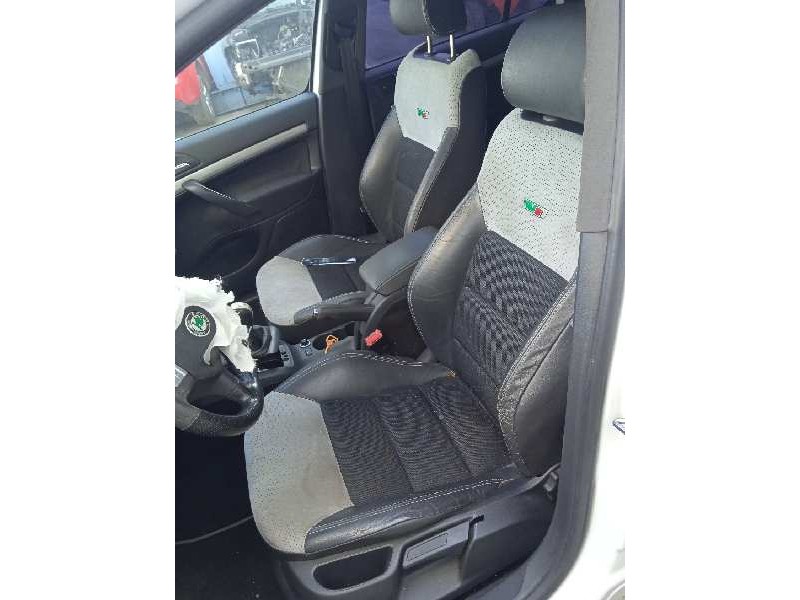 skoda octavia combi (1z5) del año 2008