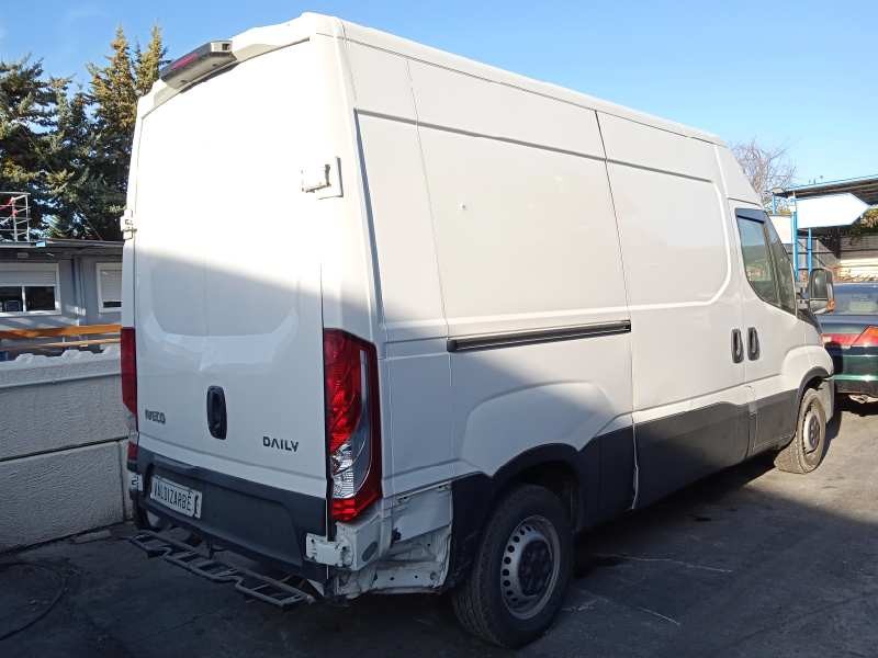 iveco daily conf. paquetería (sommer) del año 2016