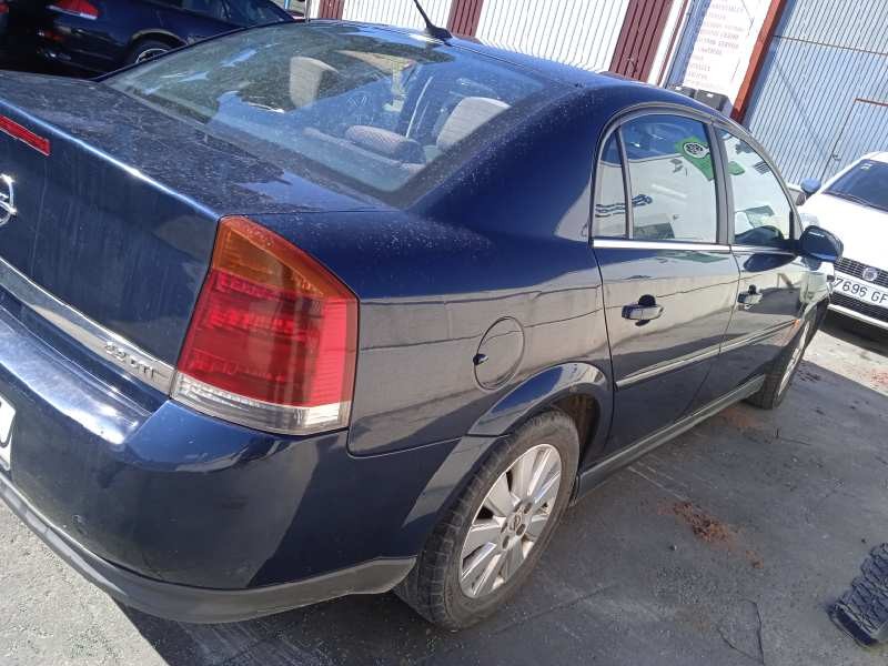 opel vectra c berlina del año 2002