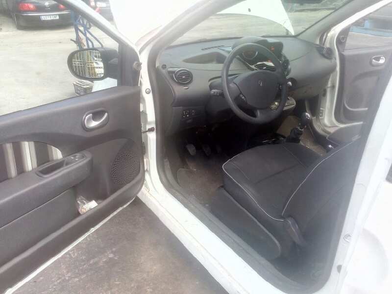 renault twingo del año 2014