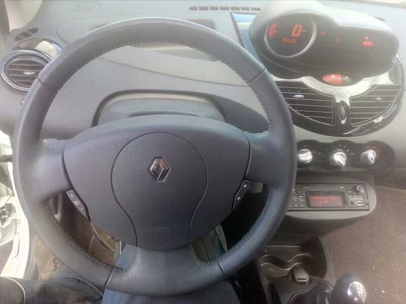 renault twingo del año 2014