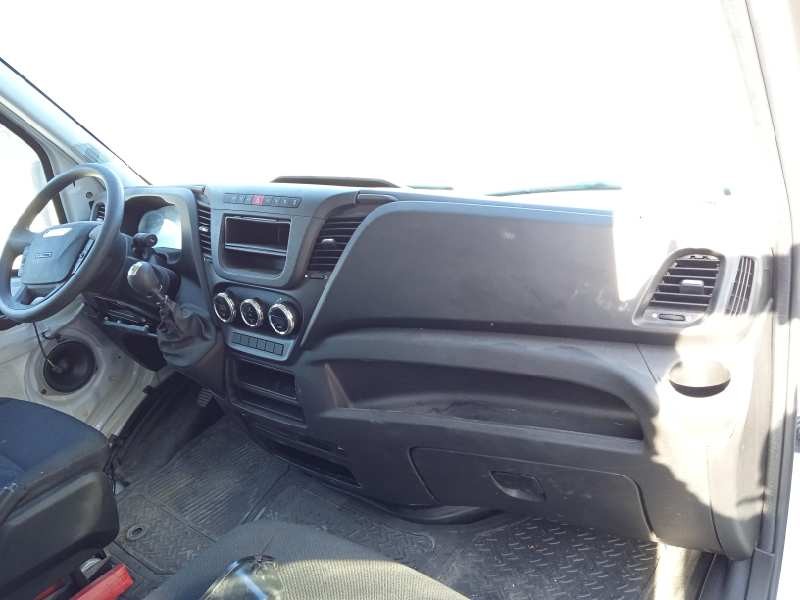 iveco daily conf. paquetería (sommer) del año 2016