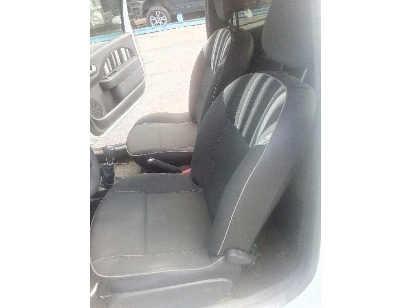 renault twingo del año 2014