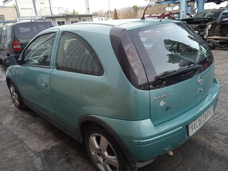 opel corsa c del año 2005