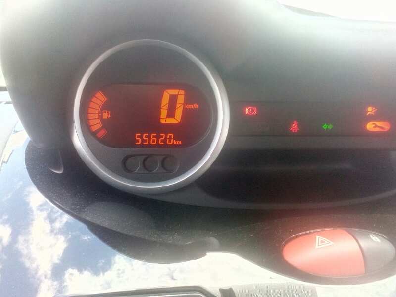 renault twingo del año 2014