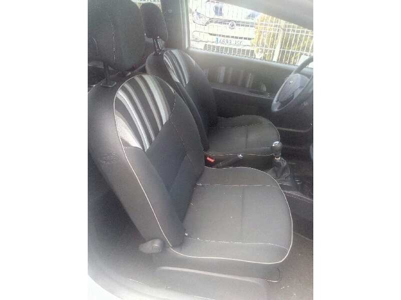 renault twingo del año 2014