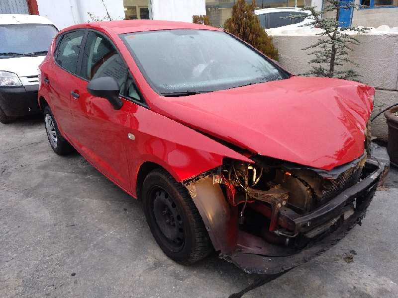 seat ibiza (6j5) del año 2013