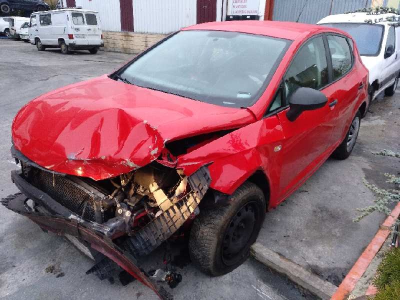 seat ibiza (6j5) del año 2013