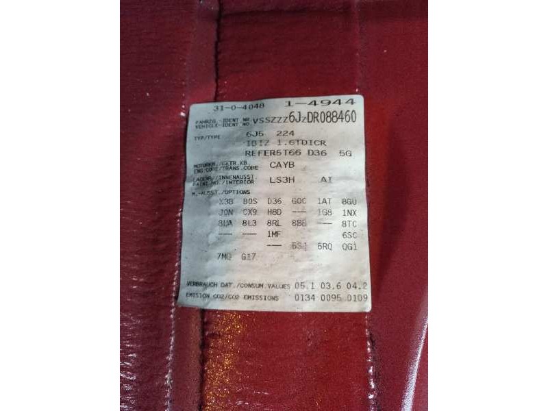 seat ibiza (6j5) del año 2013