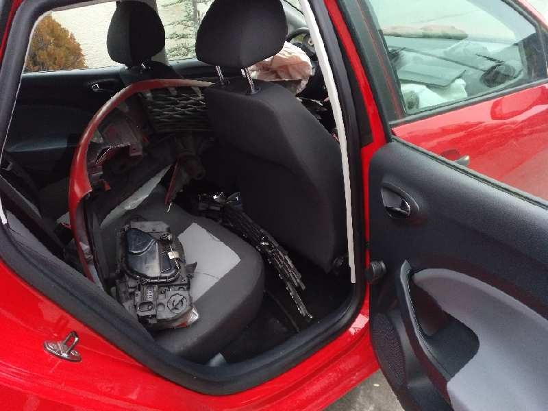 seat ibiza (6j5) del año 2013