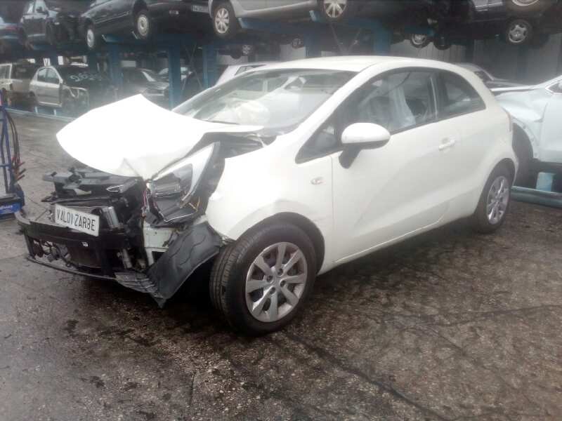 kia rio del año 2014