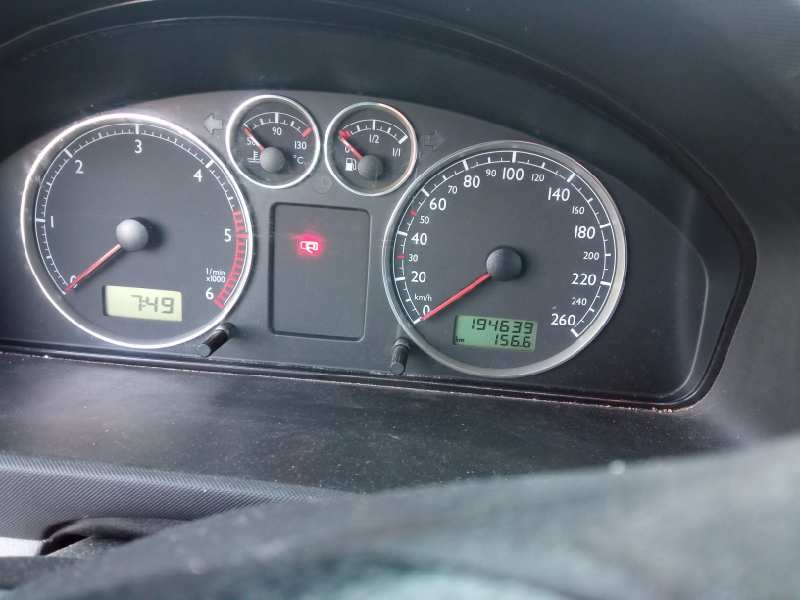 seat alhambra (7v9) del año 2002