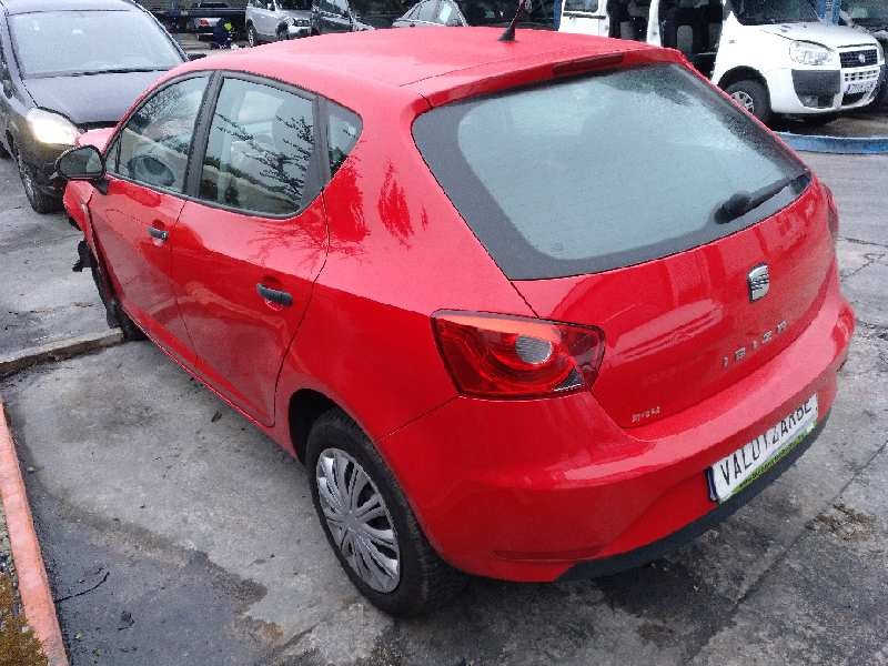 seat ibiza (6j5) del año 2013