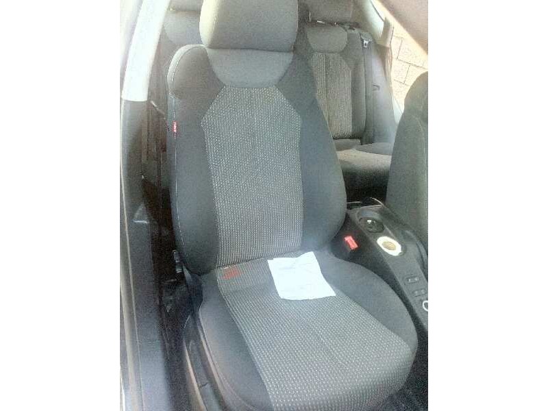 seat leon (1p1) del año 2010