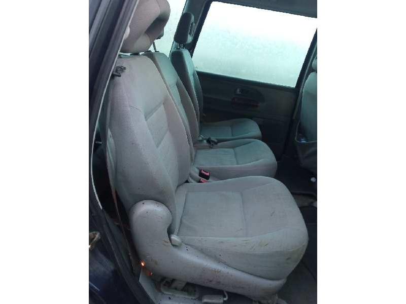 seat alhambra (7v9) del año 2002