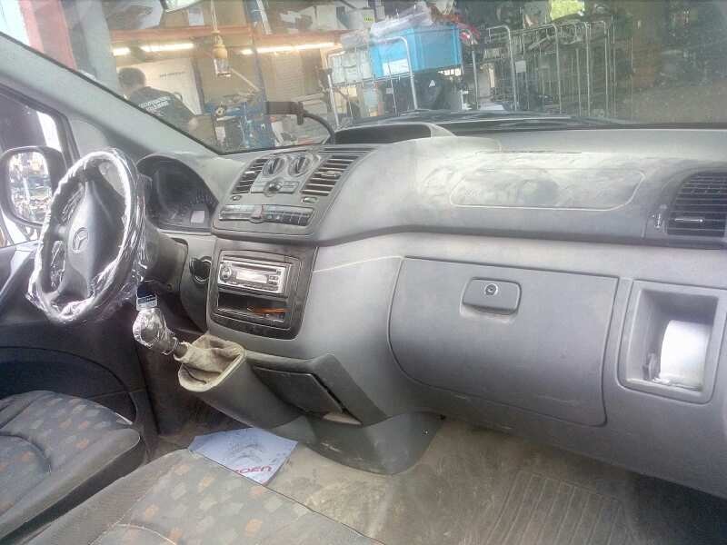 mercedes-benz vito (w639) basic, combi del año 2004