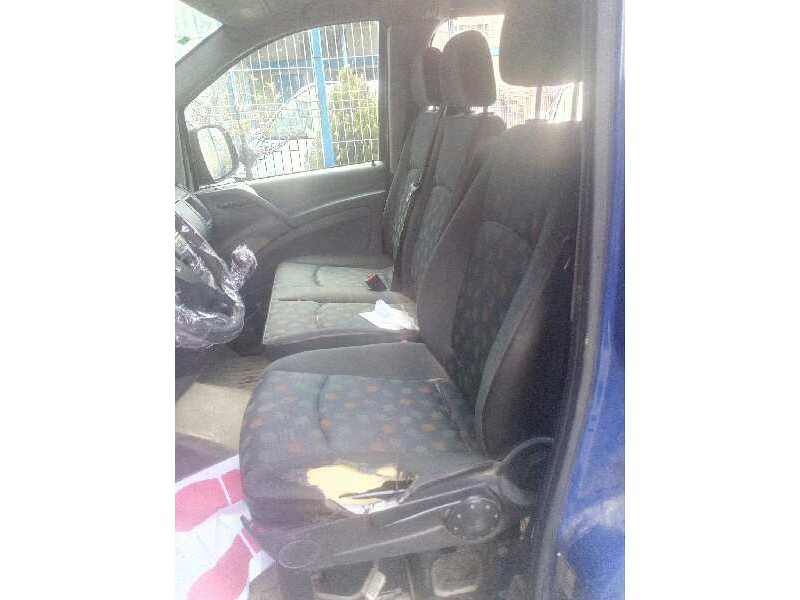 mercedes-benz vito (w639) basic, combi del año 2004