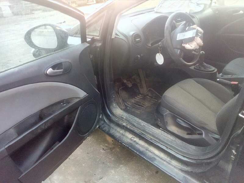 seat leon (1p1) del año 2010