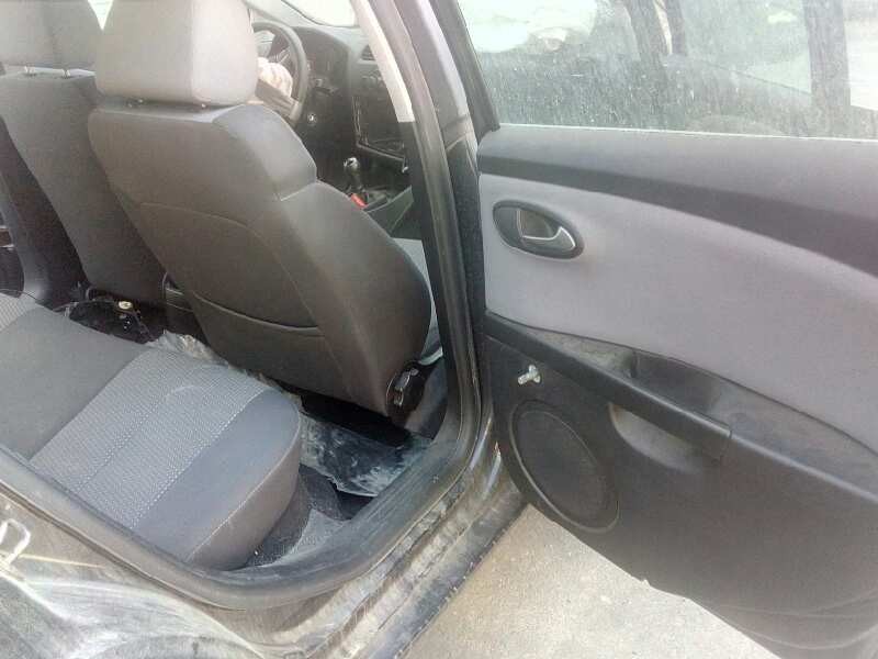 seat leon (1p1) del año 2010