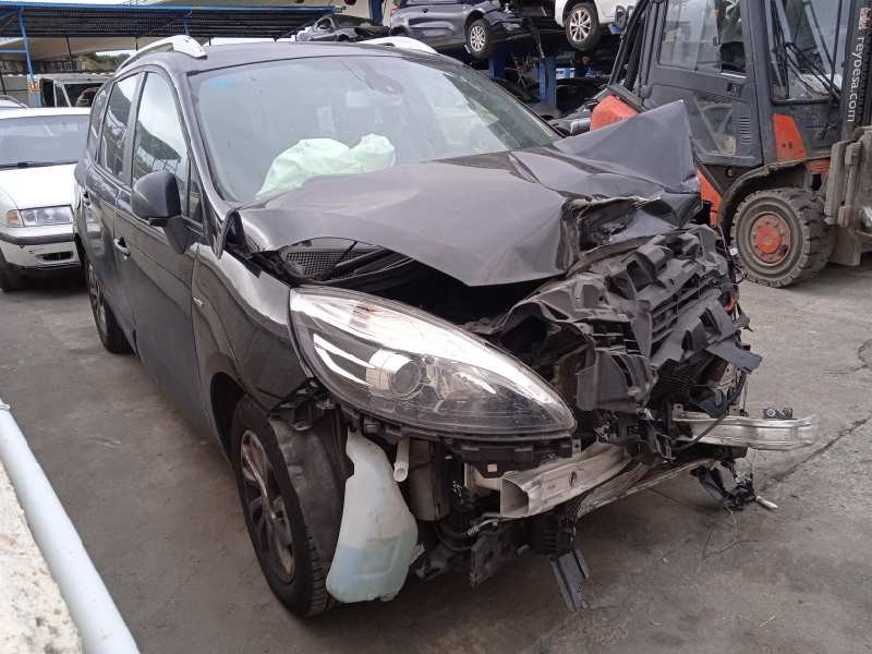 renault scenic iii del año 2016