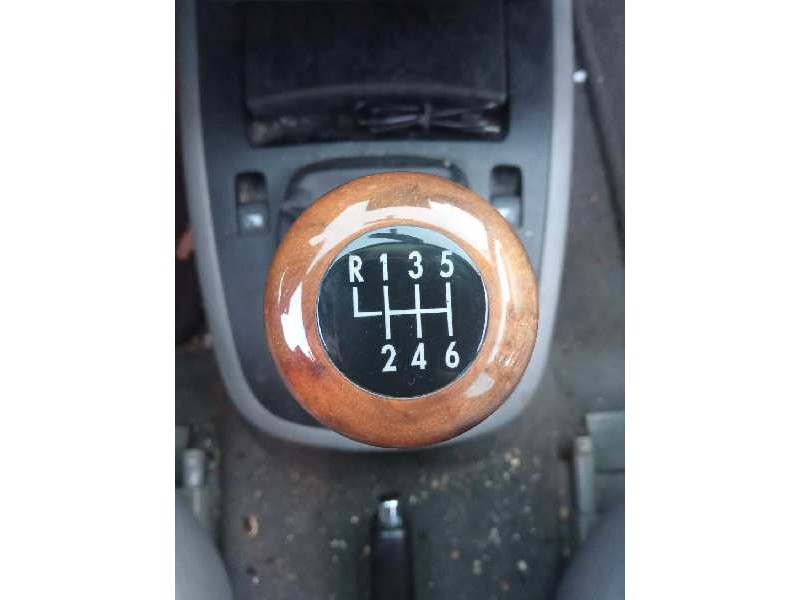 seat alhambra (7v9) del año 2002