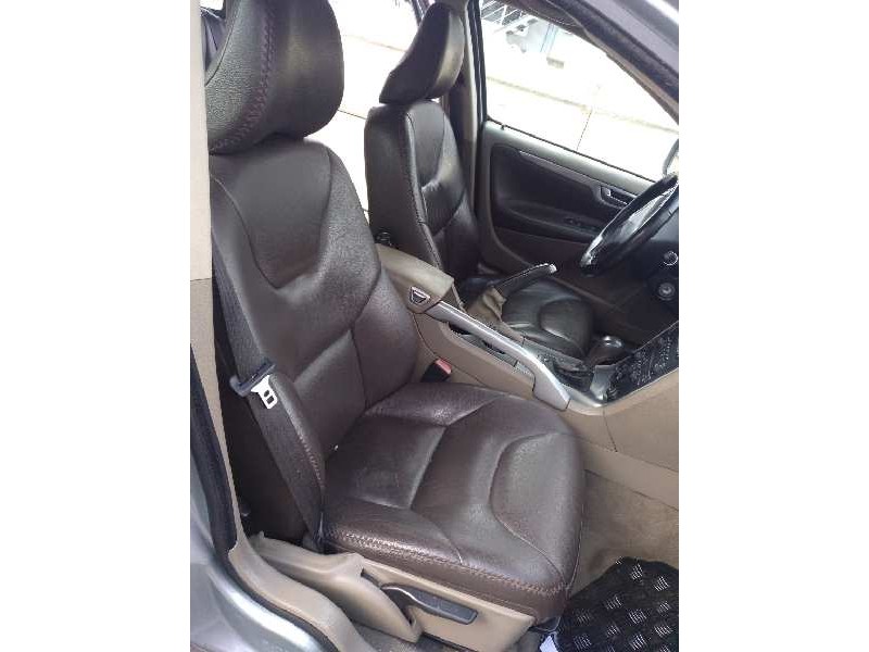 volvo xc70 del año 2007