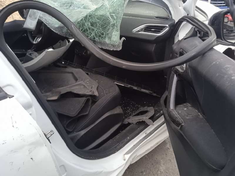 peugeot 208 del año 2017