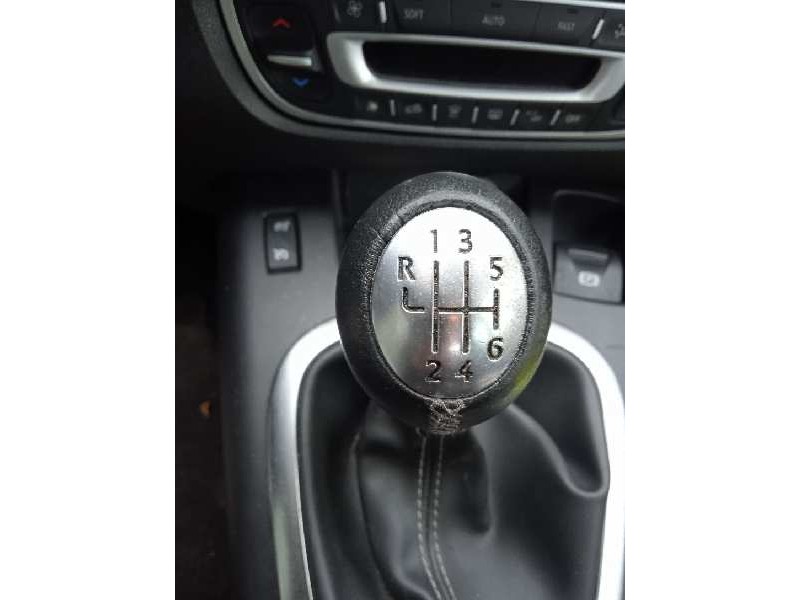 renault scenic iii del año 2016