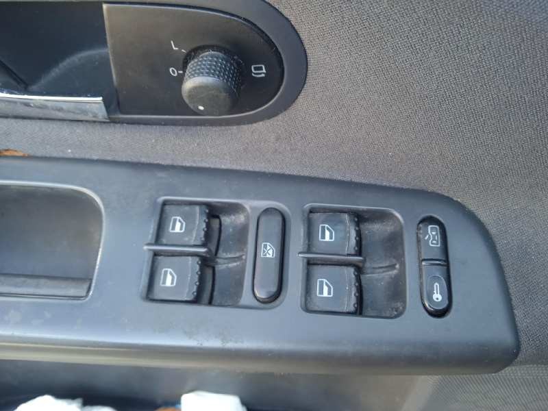 seat alhambra (7v9) del año 2007