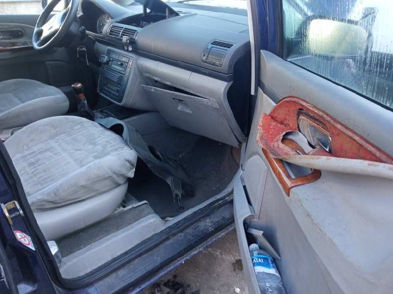 seat alhambra (7v9) del año 2002