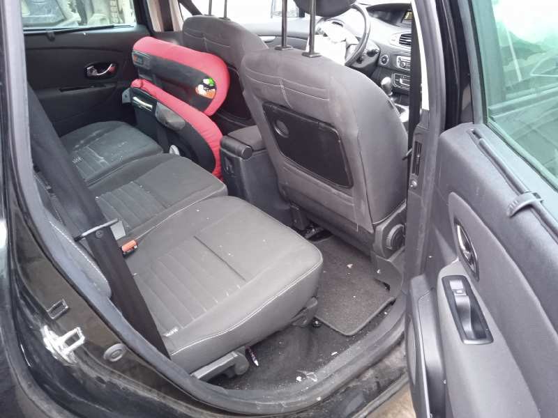 renault scenic iii del año 2016