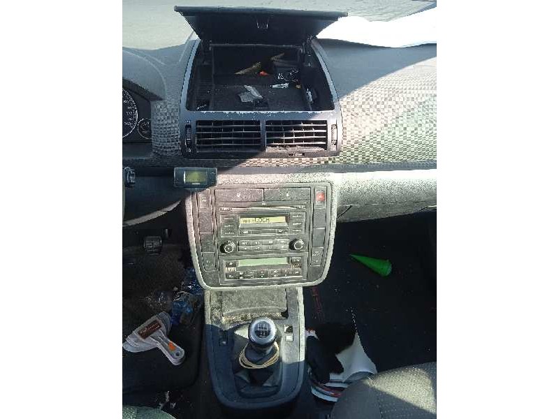 seat alhambra (7v9) del año 2007