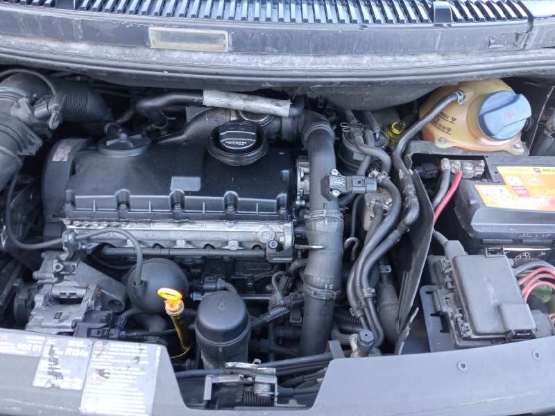 seat alhambra (7v9) del año 2002