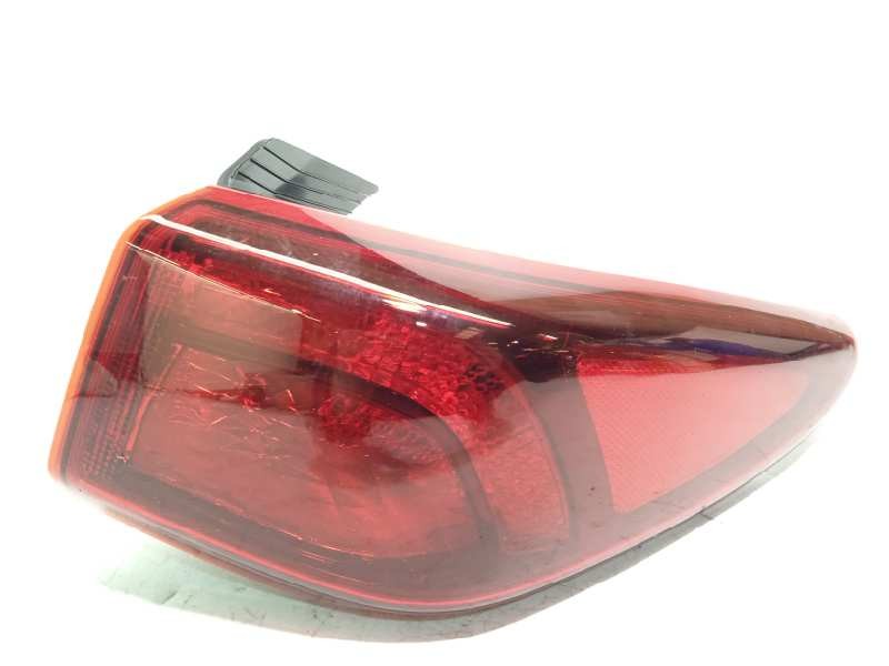 PILOTO TRASERO DERECHO 92402J9500 