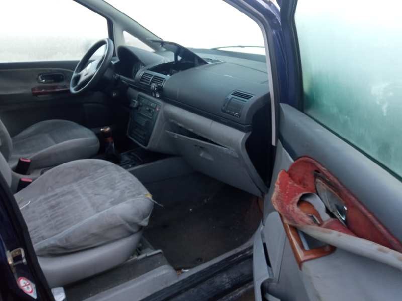 seat alhambra (7v9) del año 2002