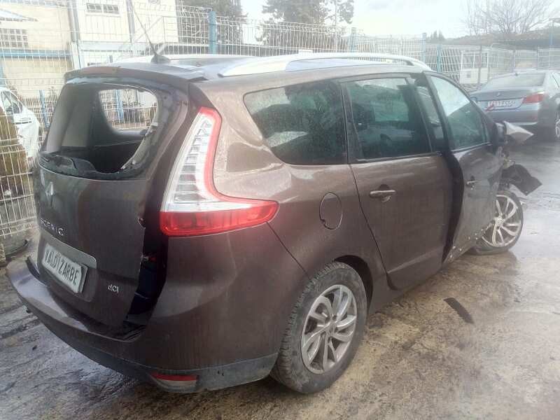 renault scenic iii del año 2016