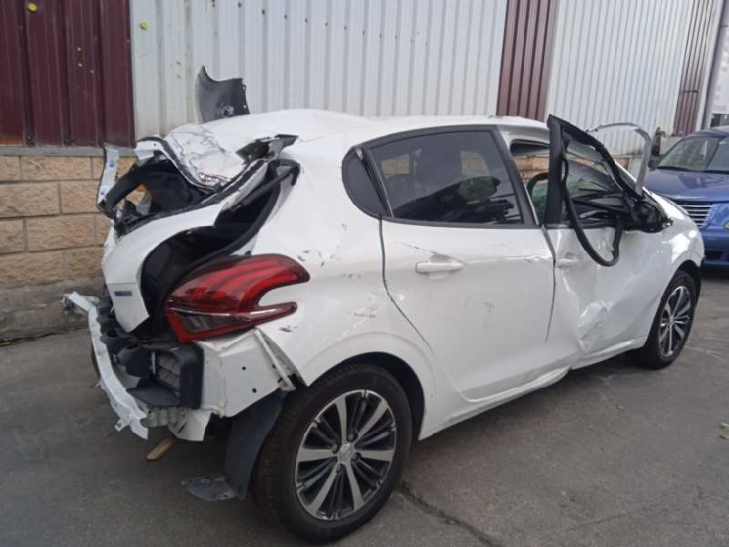 peugeot 208 del año 2017