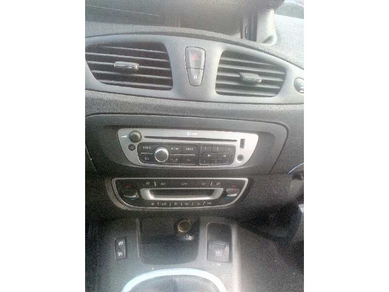 renault scenic iii del año 2016