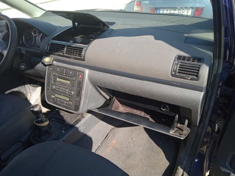 seat alhambra (7v9) del año 2007