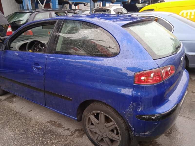 seat ibiza (6l1) del año 2002