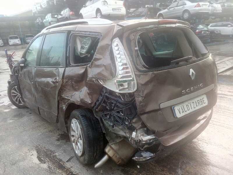 renault scenic iii del año 2016