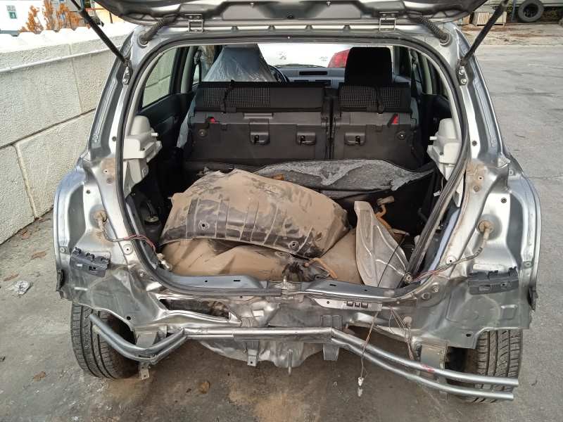 suzuki swift berlina (mz) del año 2005