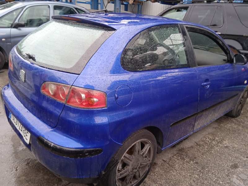 seat ibiza (6l1) del año 2002