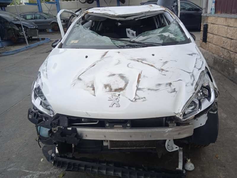 peugeot 208 del año 2017