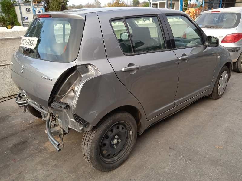 suzuki swift berlina (mz) del año 2005