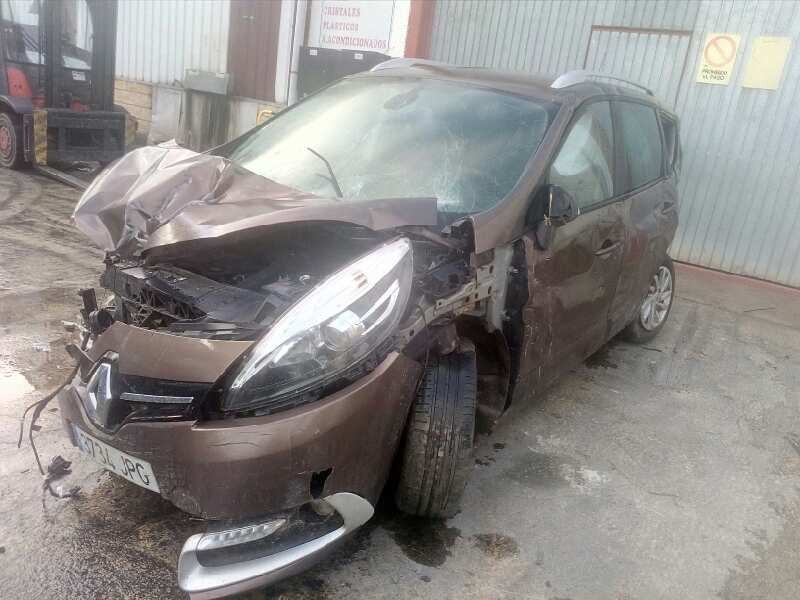 renault scenic iii del año 2016