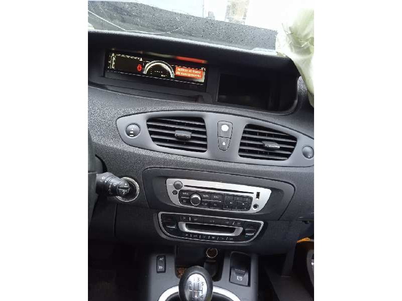 renault scenic iii del año 2016