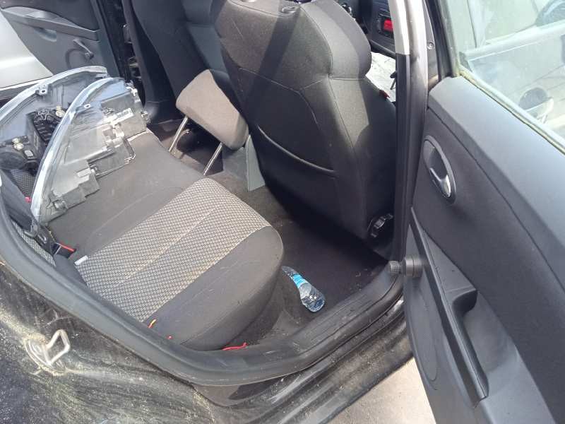 seat leon (1p1) del año 2010