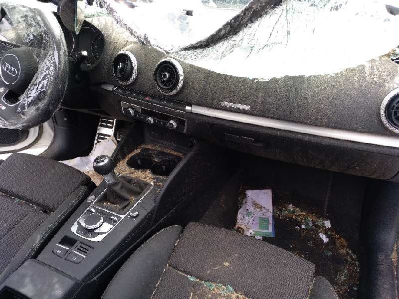 audi a3 sedán (8vm) del año 2019